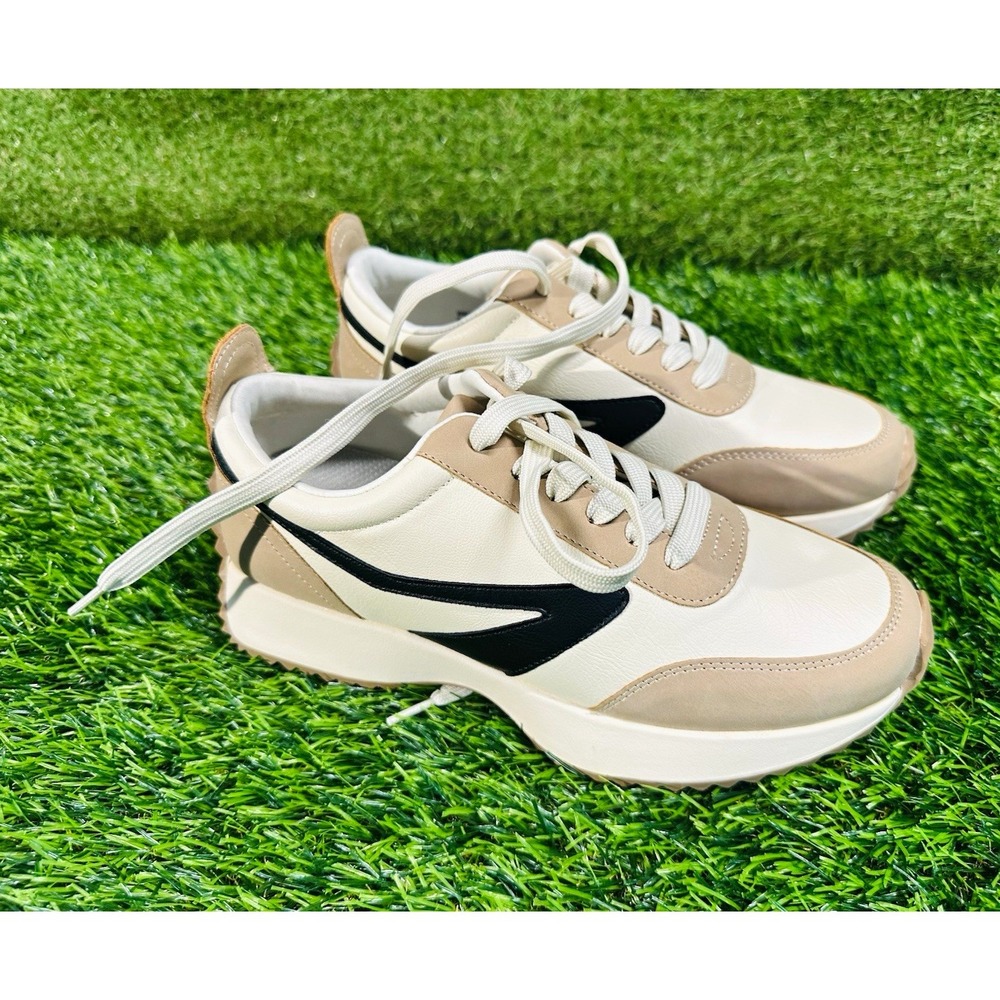 DV Dolce Vita Womens BYNX Athletic Low Top Sneakers Beige/White/Black Colorblock
